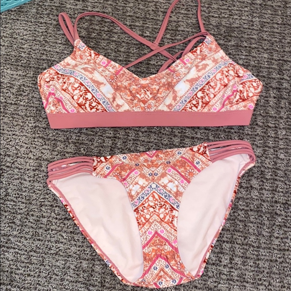Target Bikini!! - image 1